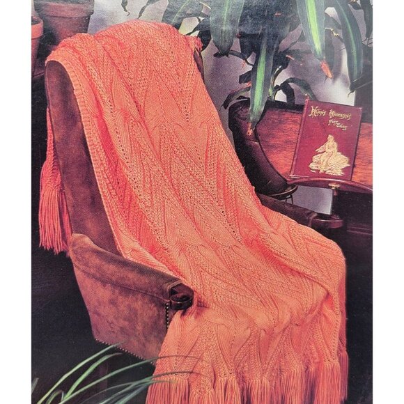 Crochet Patterns Afghans Blankets Throws Beanies Slouchy Hat Mixed Lot of 12 - Picture 8 of 12